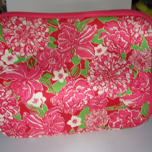 Lilly Pulitzer Floral Ipad Tablet Sleeve Cover Case Pink Green Soft Zip - Picture 2 of 5